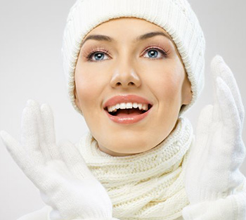 Пришла зима: пора доставать теплые шарфики и перчатки. Берегите свою кожу, не подвергайте ее лишним стрессам.