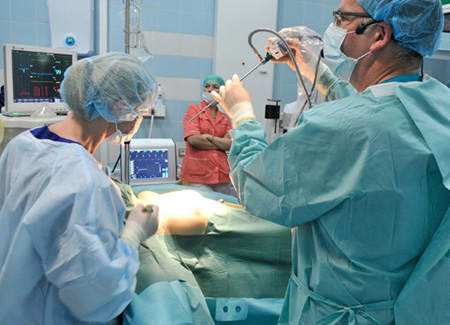 Для лечения применяются самые разные способы и методы, включая хирургические