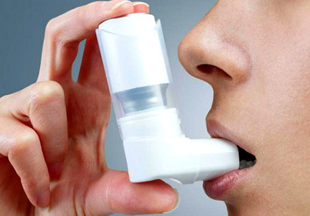 Современные препараты помогут снять приступ бронхиальной астмы и не допустить развитие цианоза