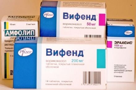 Примеры противогрибковых препаратов для внутреннего системного лечения эпидермофитии