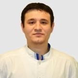 Махкамбаев Фаяз Фархадович, дерматолог